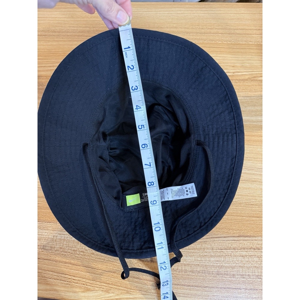 Nike Black Bucket Hat Nylon Dri-Fit With Strings Adult SM Apex Boonie Vacation - Picture 9 of 10